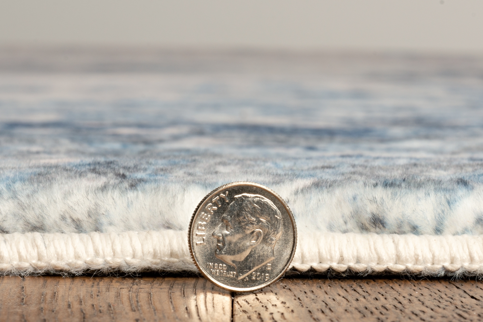 Farnisle Blue 5' x 7' Rug - Thumbnail - Image 3