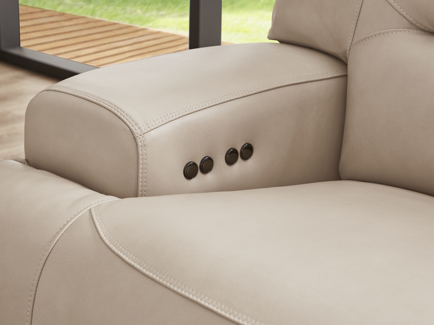 Farona Ivory Leather Dual Power Reclining Console Loveseat - Thumbnail - Image 3