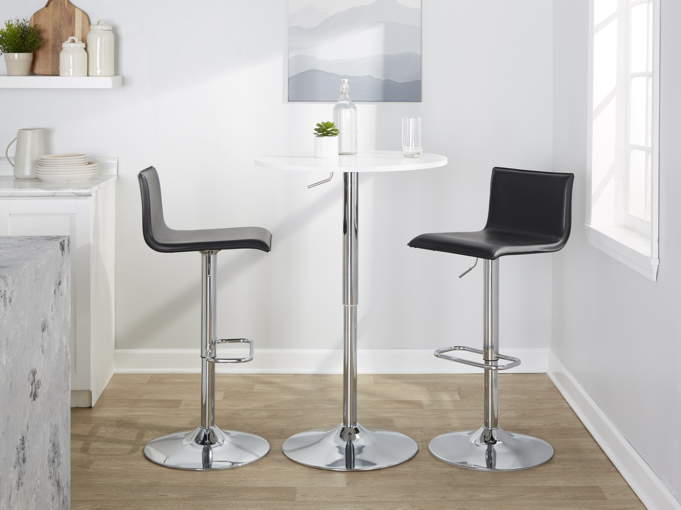 Fassitt III Black Adjustable Swivel Barstool, Set of 2 - Thumbnail - Image 4