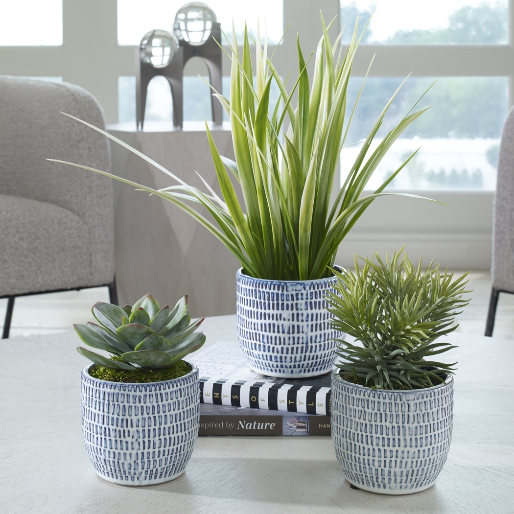 Fathbrook Green Faux Plant, Set of 3 - Thumbnail - Image 2
