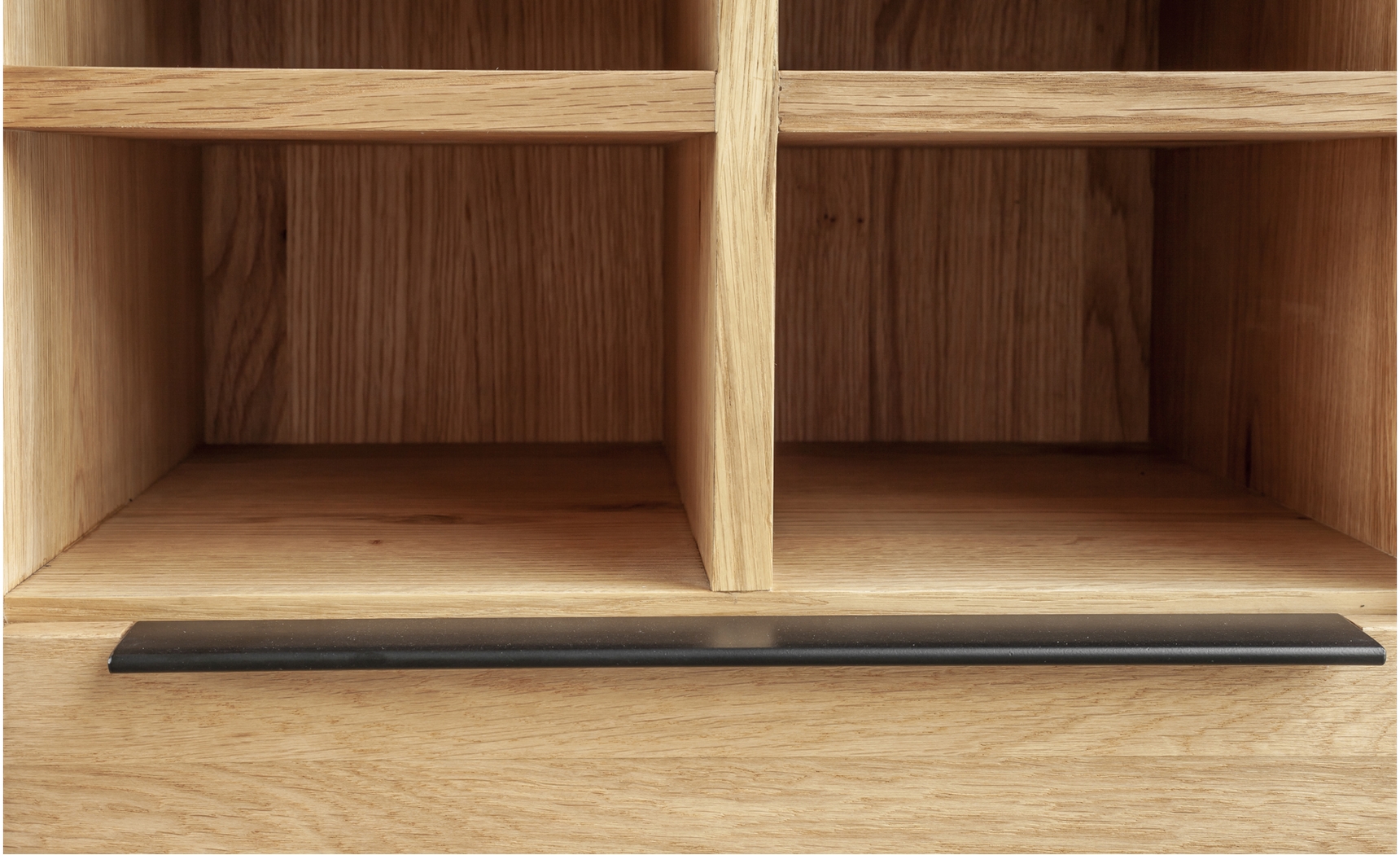 Feiler Brown Bar Cabinet - Thumbnail - Image 9