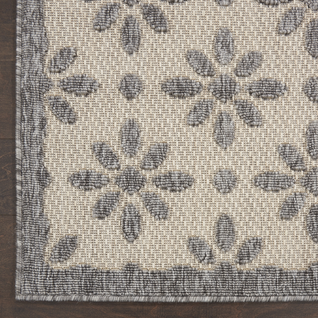 Fennie Cream 5' x 7' Indoor/Outdoor Rug - Thumbnail - Image 3