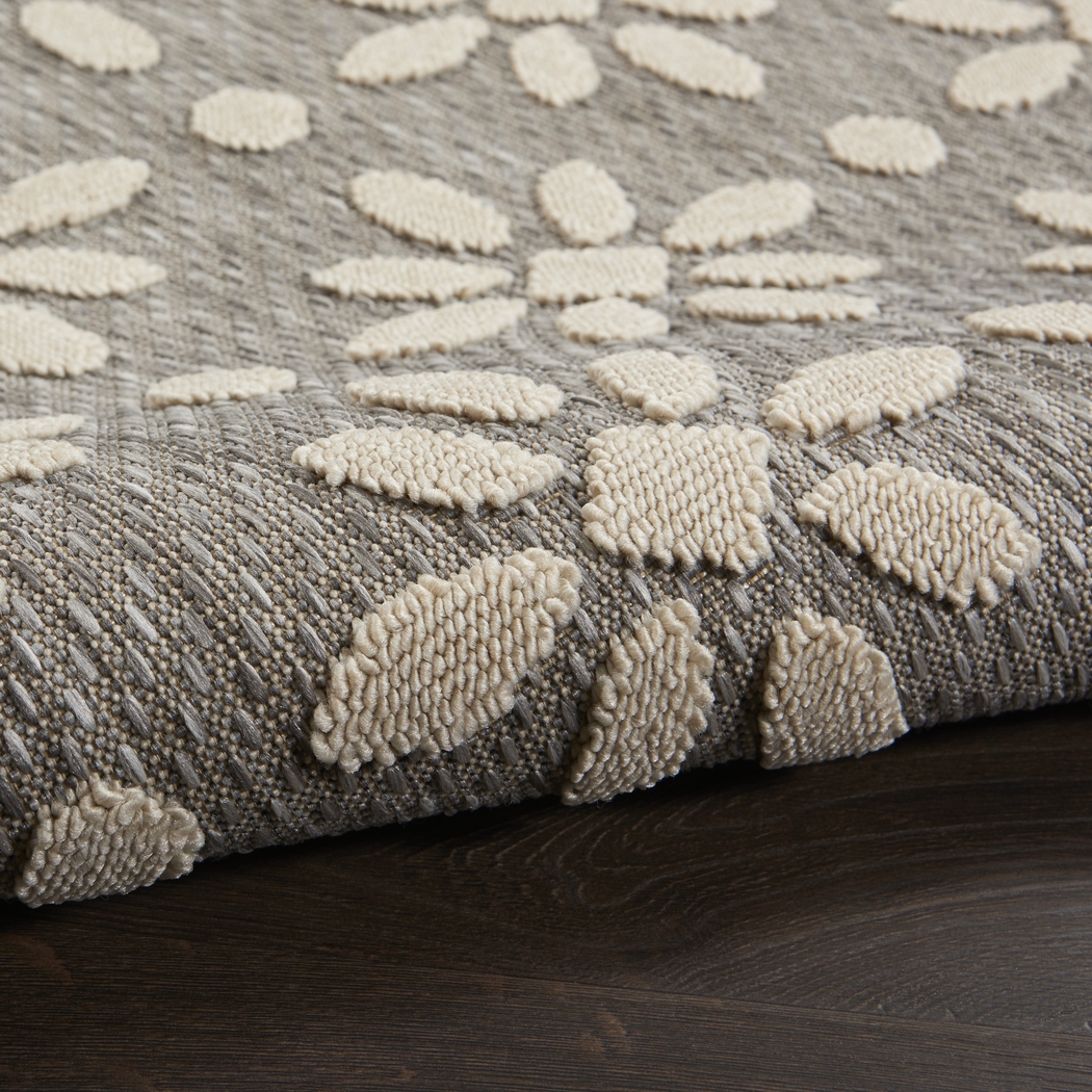 Fennie Gray 8' x 10' Indoor/Outdoor Rug - Thumbnail - Image 2