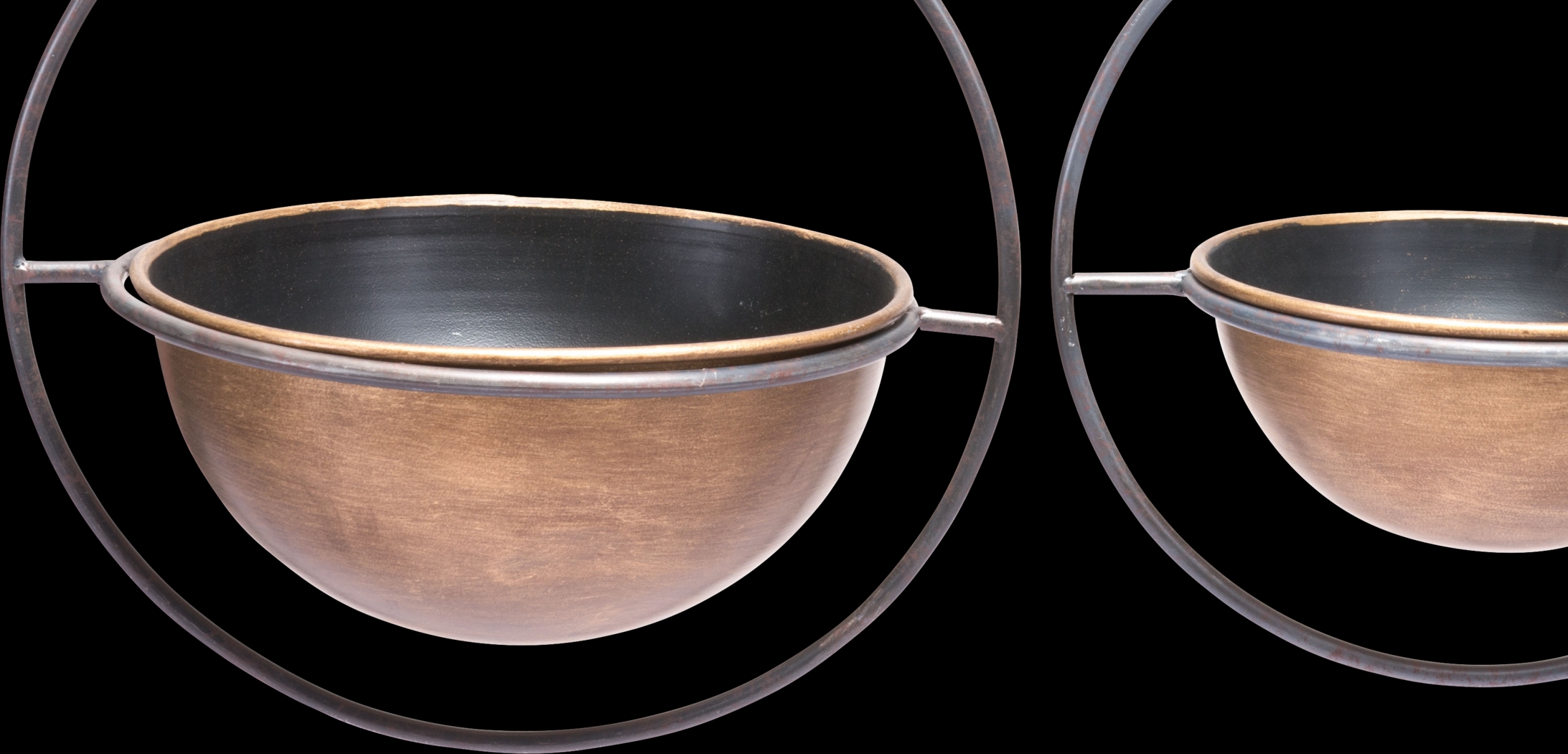 Filbert Black Outdoor Set of 3 Metal Vases - Thumbnail - Image 3