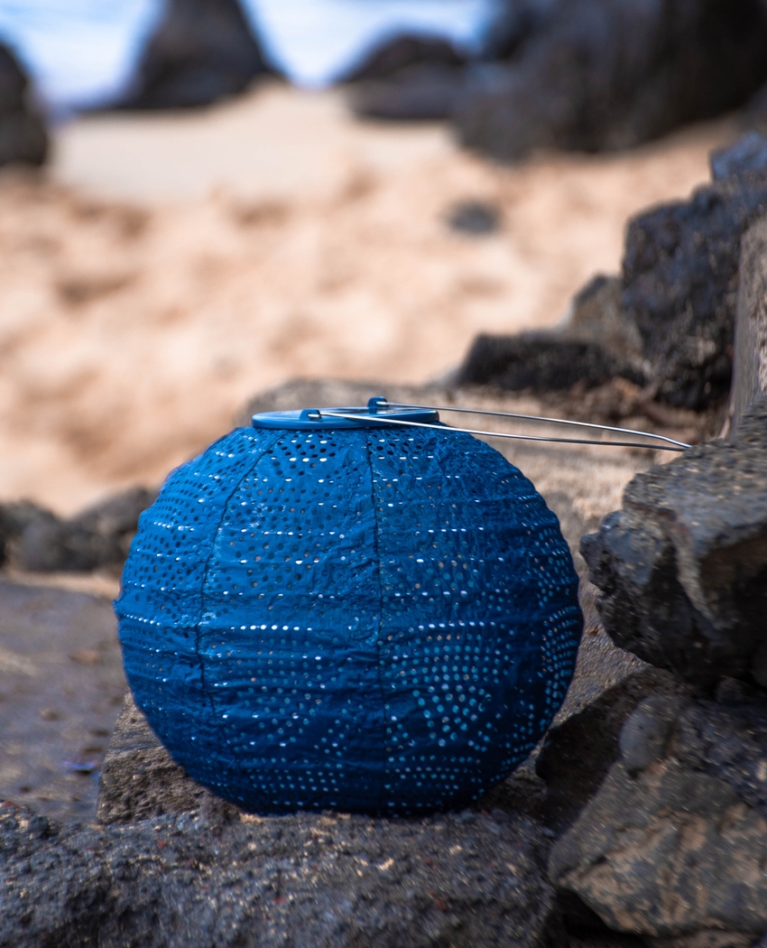 Fiyga Edge Outdoor Blue Solar Lantern - Thumbnail - Image 2
