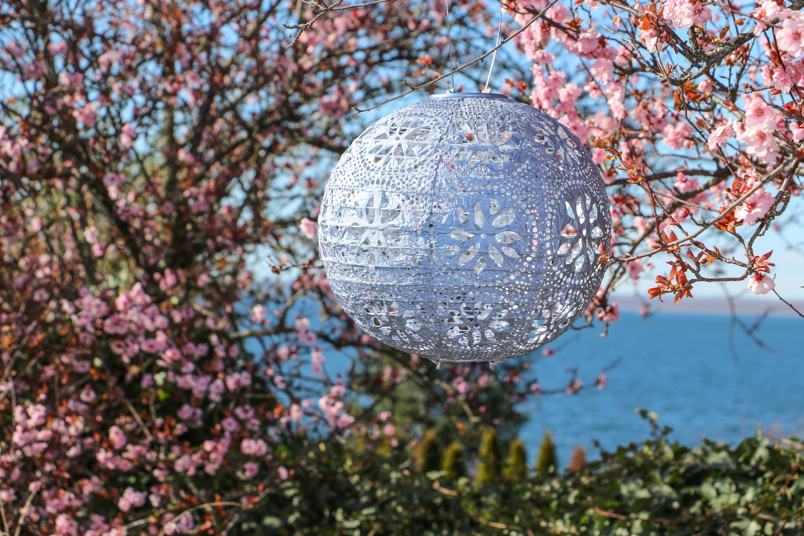 Floral Medallion Blue Outdoor Solar Lantern - Thumbnail - Image 2