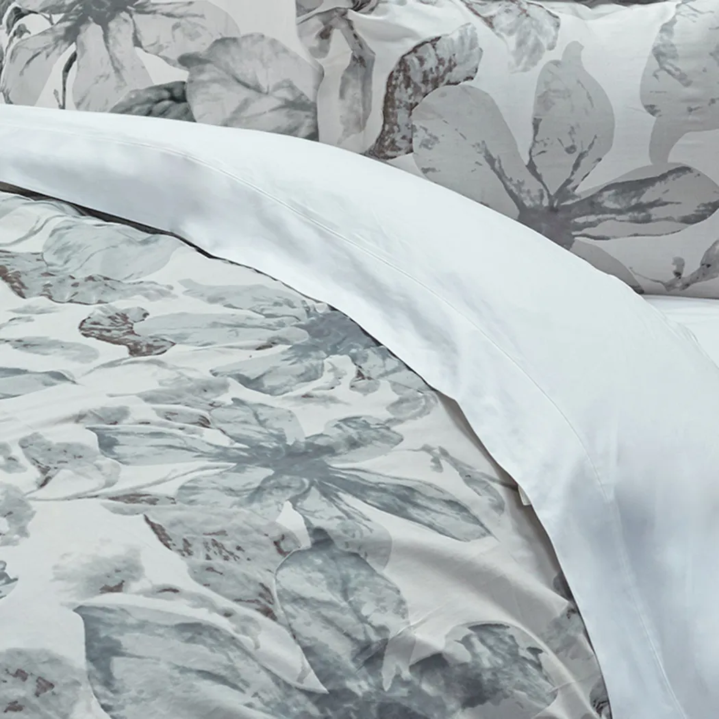 Florita Ivory 3 Pc Queen Comforter Set - Thumbnail - Image 3