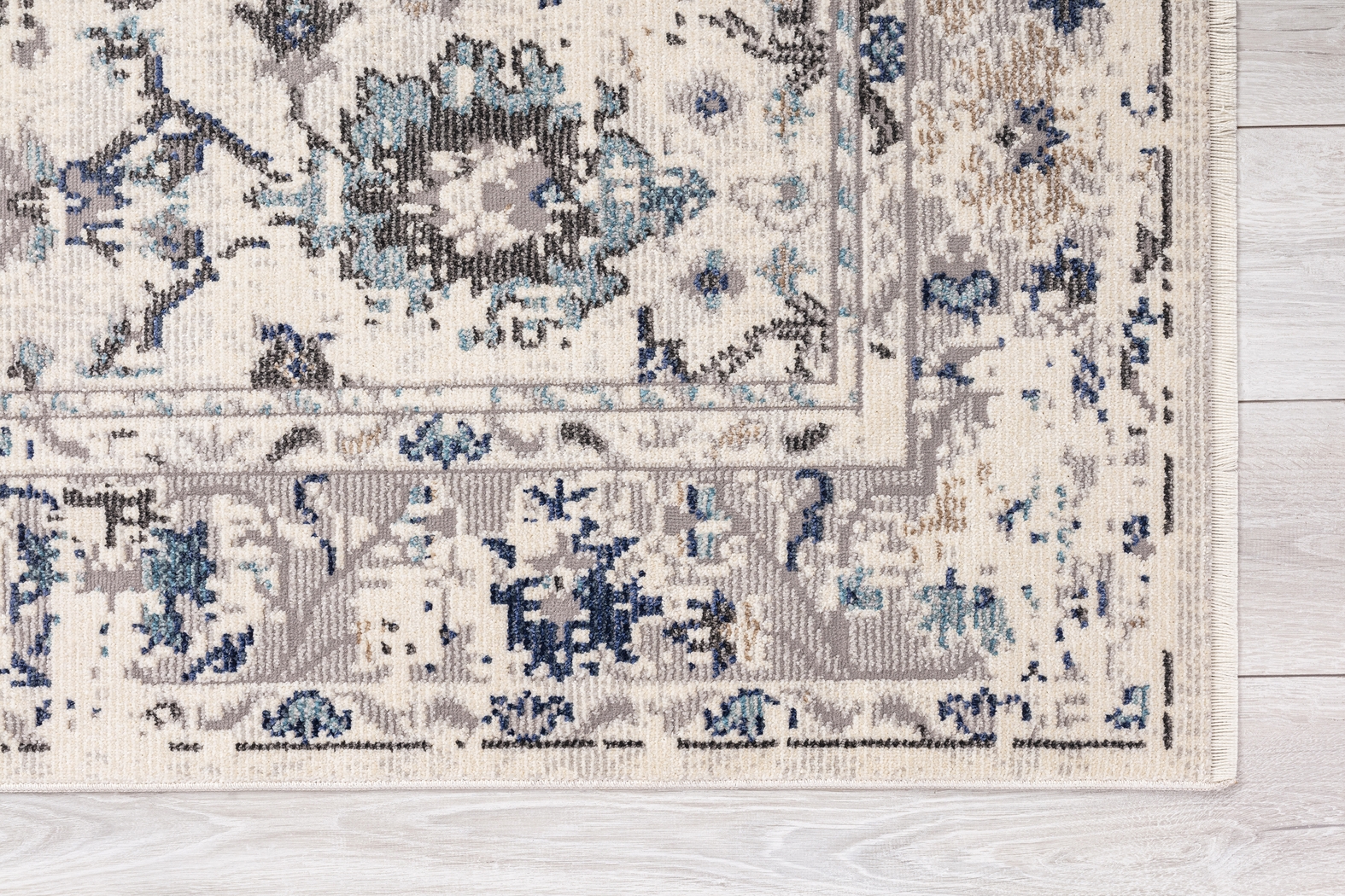 Florrie Silver 5' x 7'4 Rug - Thumbnail - Image 5