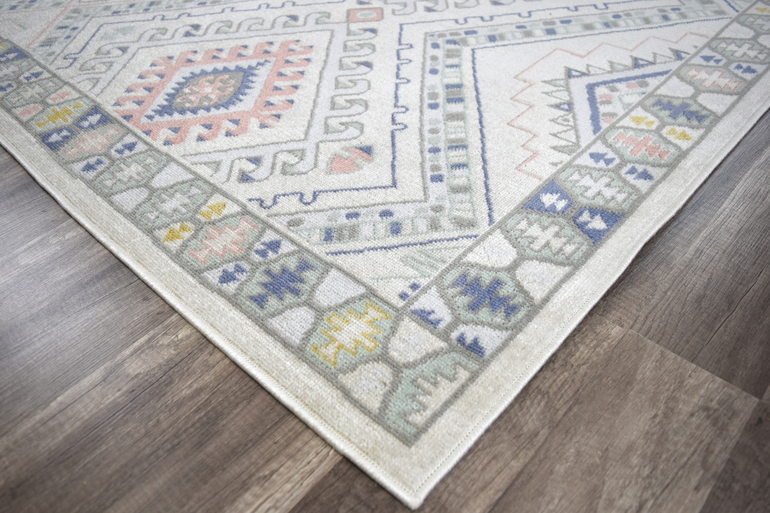 Flosi White 5'1 x 7' Rug - Thumbnail - Image 2