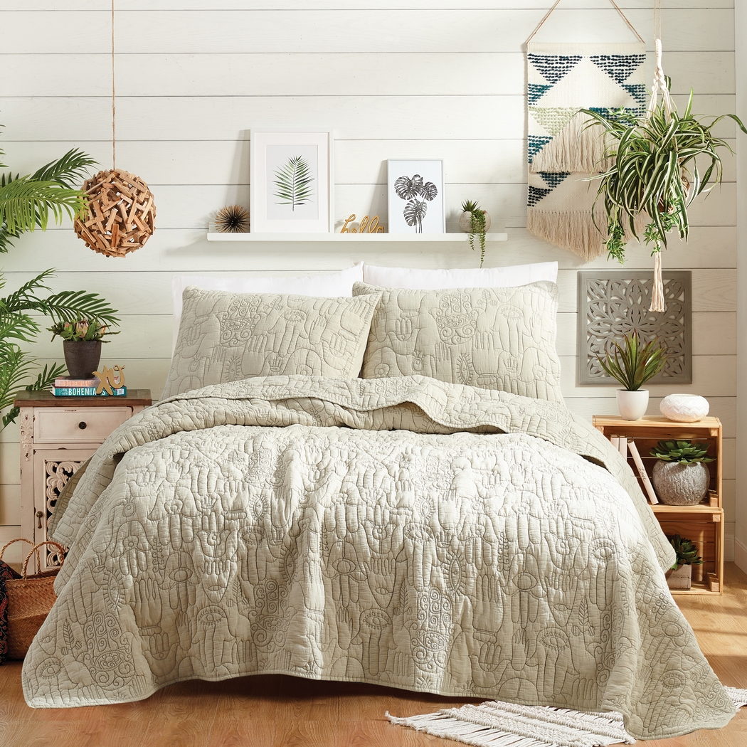 Flournoy Natural Full/Queen 3 Pc Quilt Set - Thumbnail - Image 2