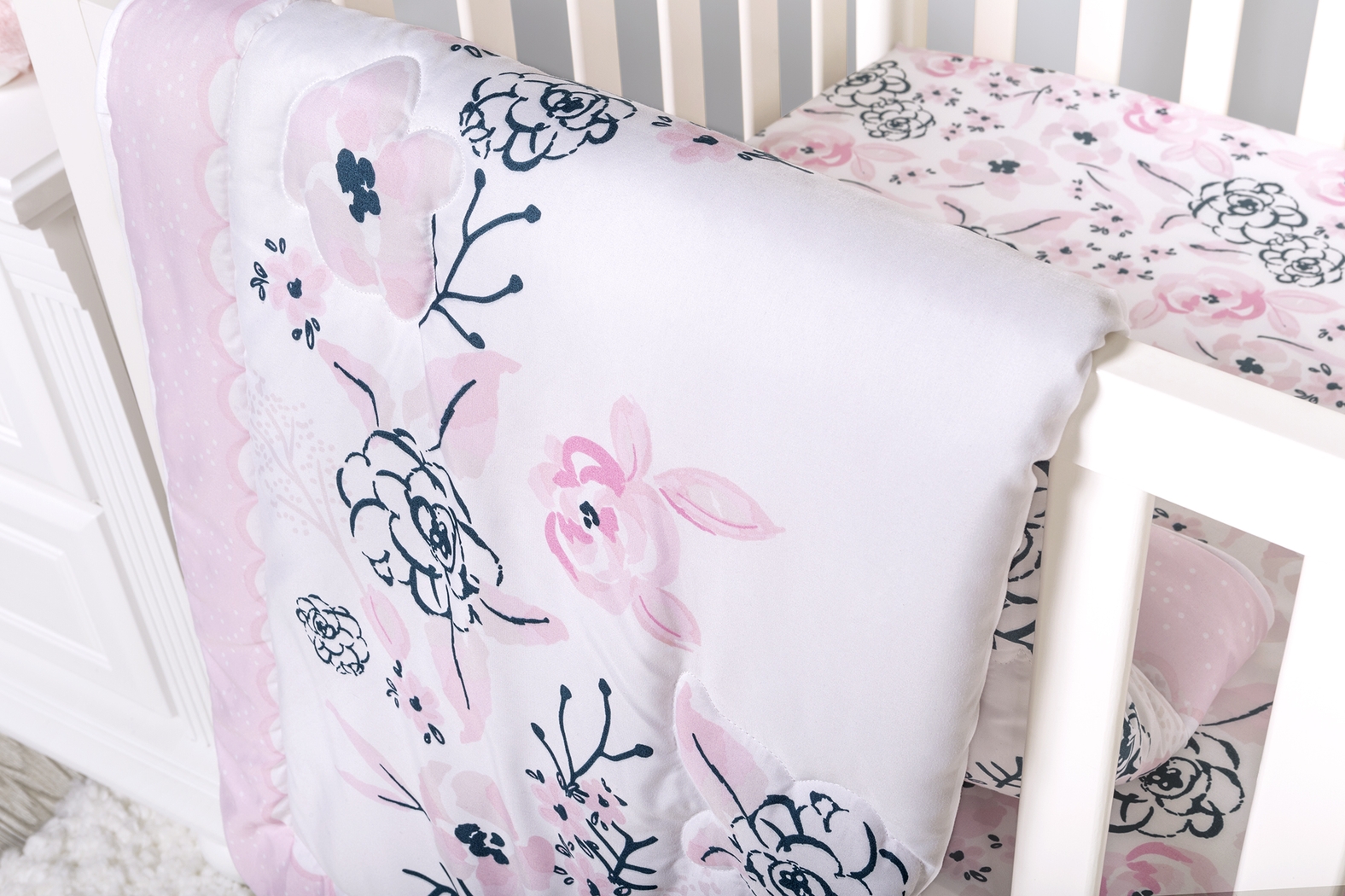 Flower Fantasy White 4 Pc Baby Bedding Set - Thumbnail - Image 11
