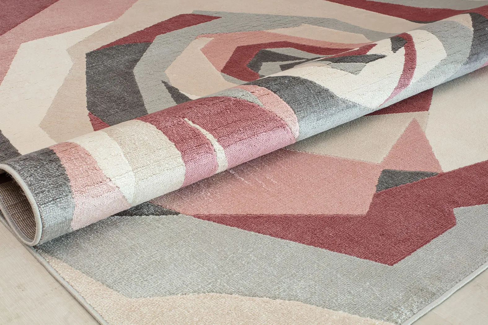 Fodali Pink 5' x 7' Rug - Thumbnail - Image 3