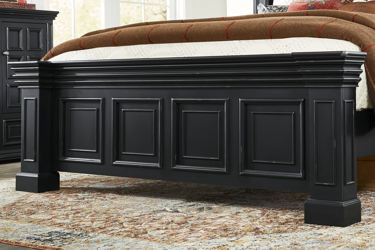 Folkston Bay Black 5 Pc Queen Bedroom - Thumbnail - Image 3