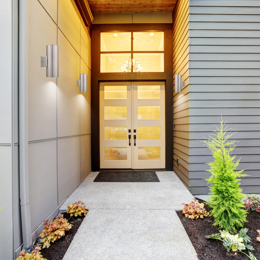 Forsgate Cave Silver Outdoor Sconce - Thumbnail - Image 2