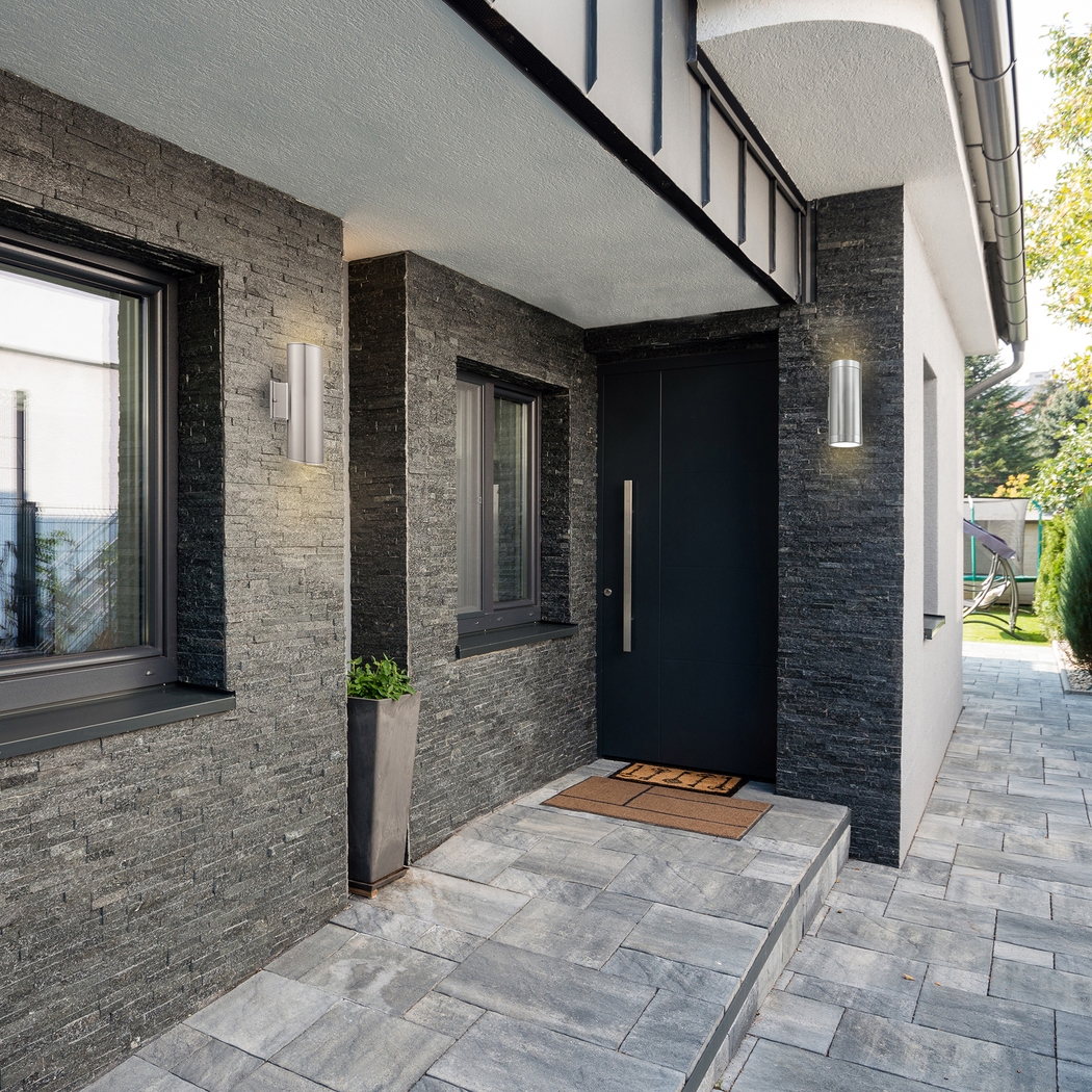 Forsgate Cave Silver Outdoor Sconce - Thumbnail - Image 4