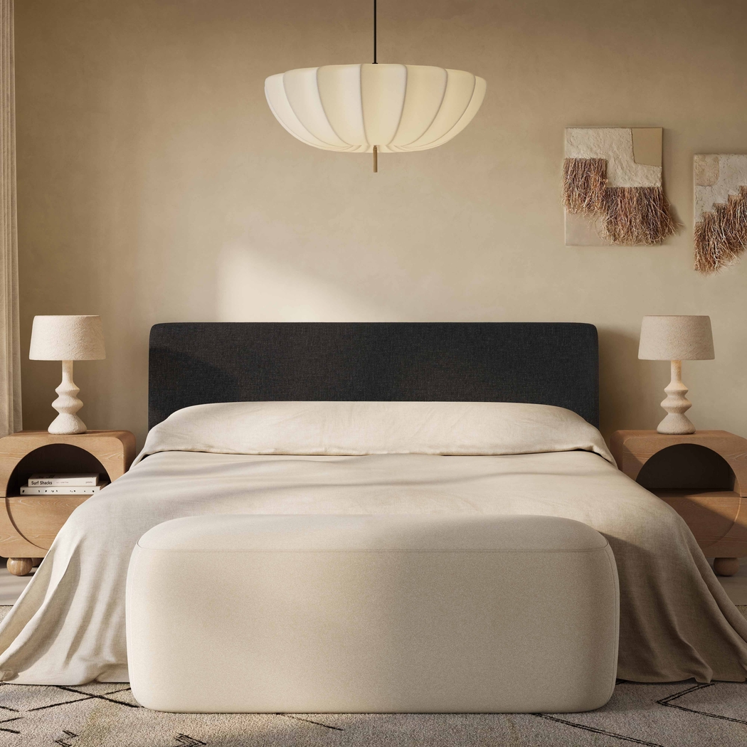 Forswall III Black King Bed - Thumbnail - Image 2