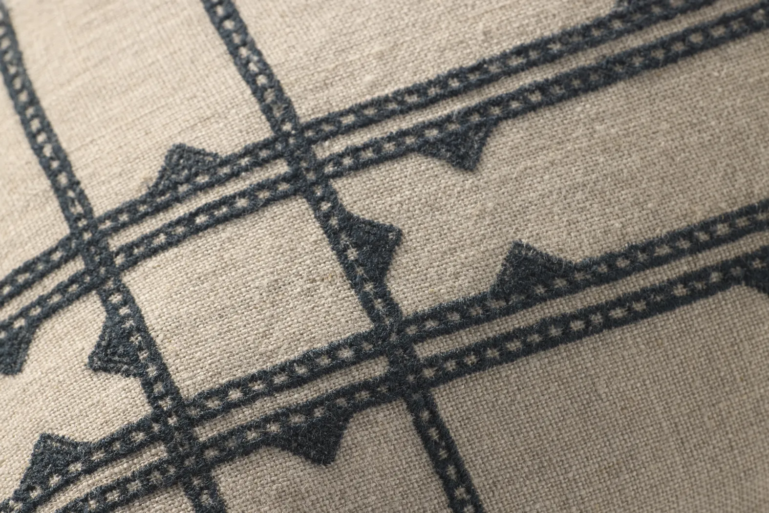 Fray Beige Accent Pillow - Thumbnail - Image 3