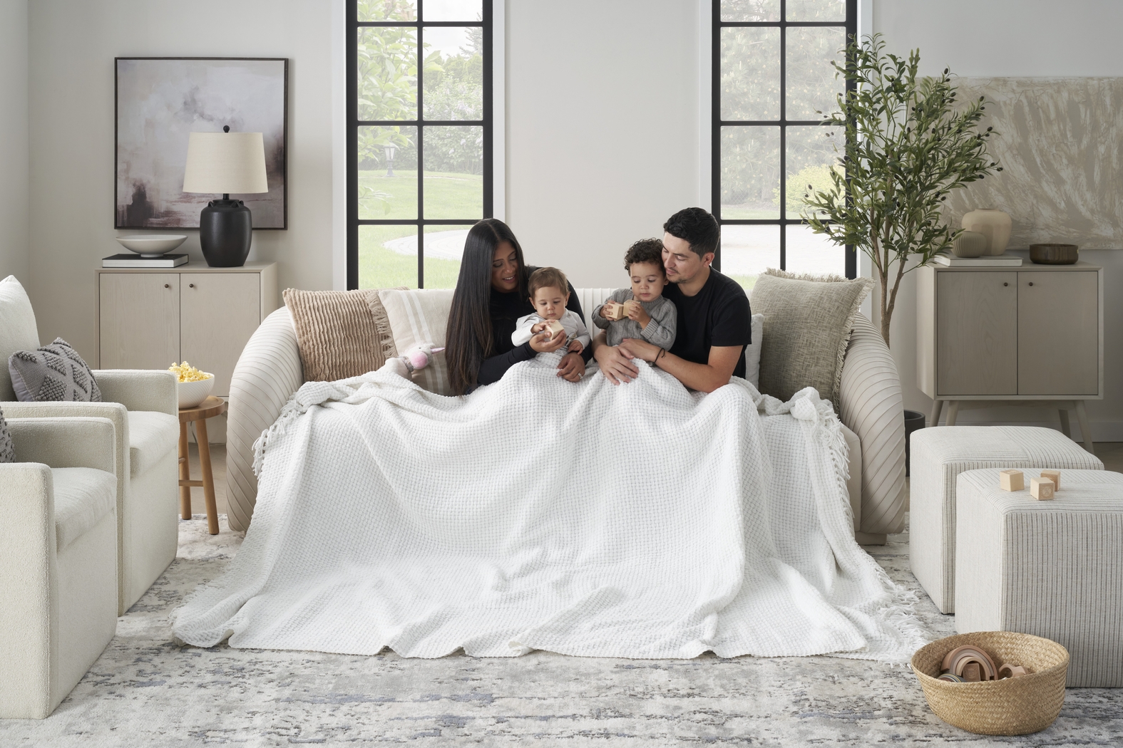 Freddie White Large Throw Blanket - Thumbnail - Image 7