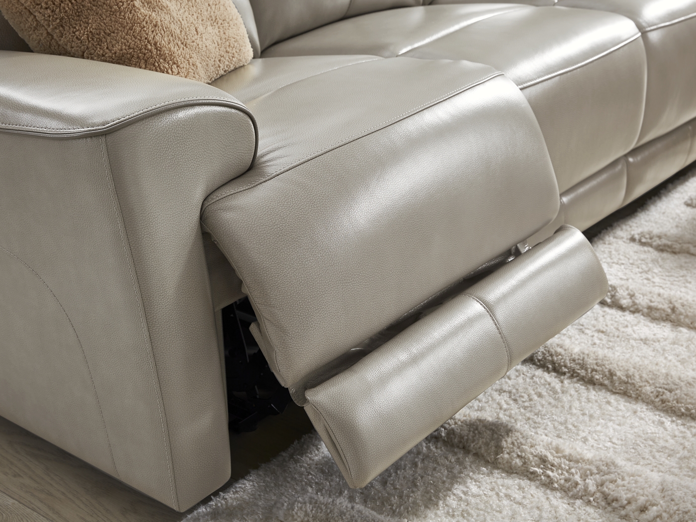 Fremont Gray Leather 8 Pc Living Room with Dual Power Reclining Sofa - Thumbnail - Image 8