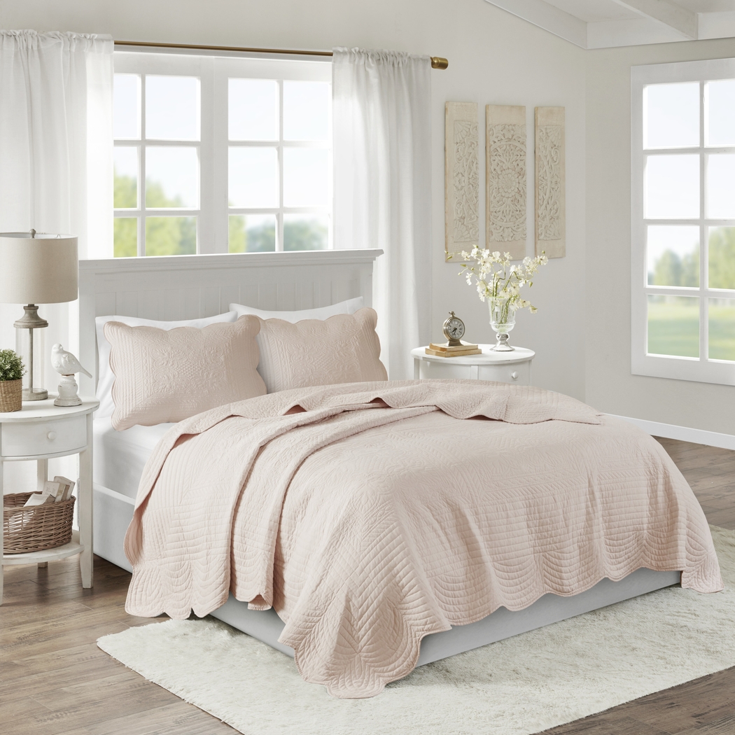 Friendswood Blush 3 Pc King/California King Quilt Set - Thumbnail - Image 1