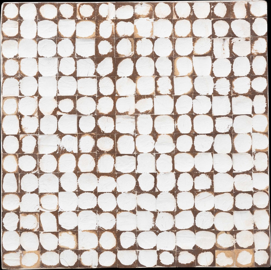 Fronheiser Ivory End Table - Thumbnail - Image 4