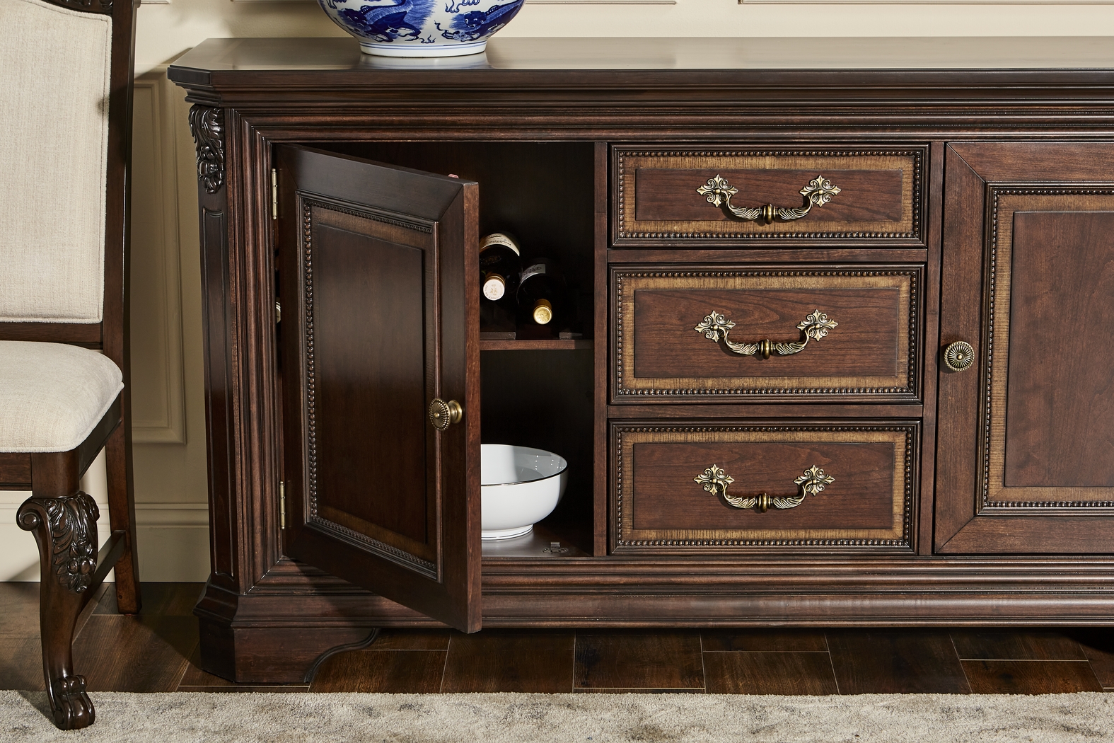 Fuller Brown Cherry Sideboard - Thumbnail - Image 4