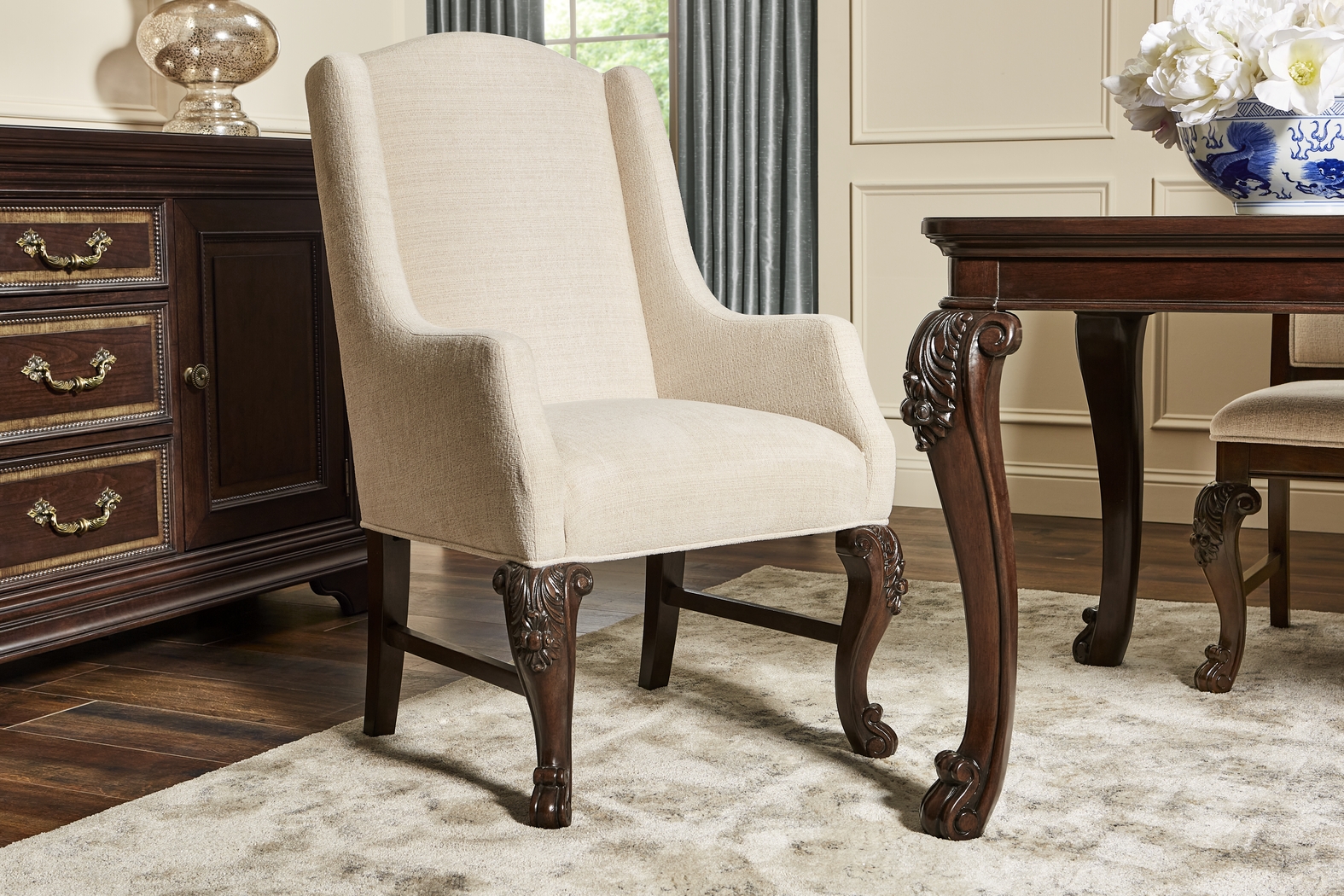 Fuller White Upholstered Host Chair - Thumbnail - Image 4