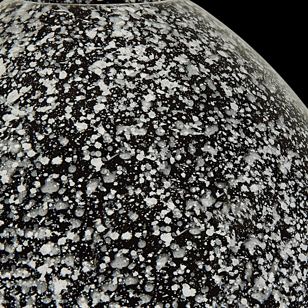 Gaerry Black Vase, Set 2 - Thumbnail - Image 4