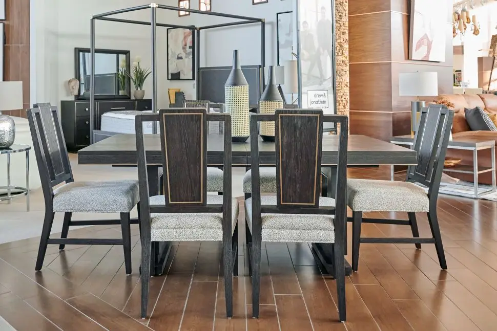 gallery_dining_table.jpg