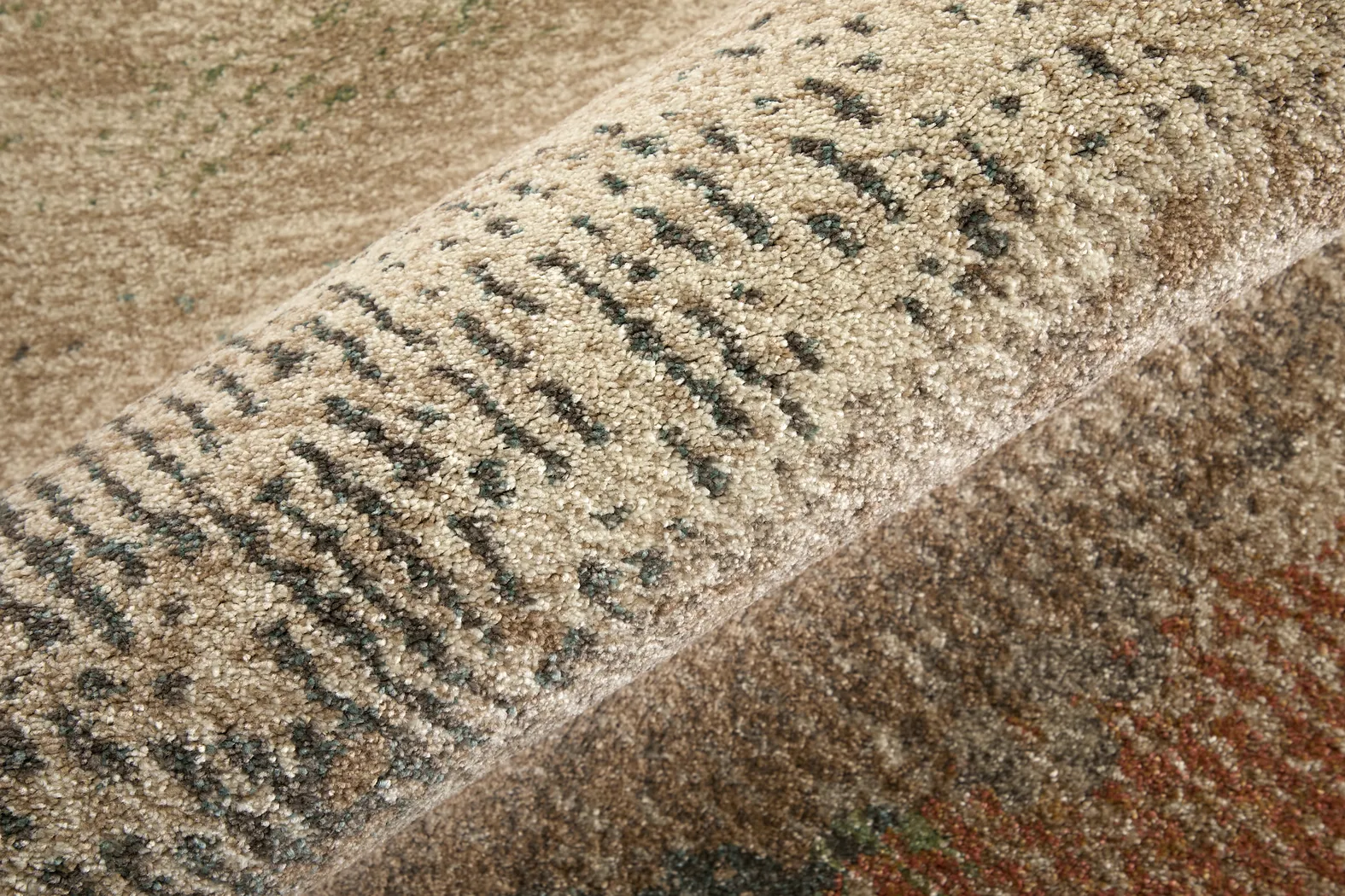 Galola Multi 6'4 x 9'2 Rug - Image 6