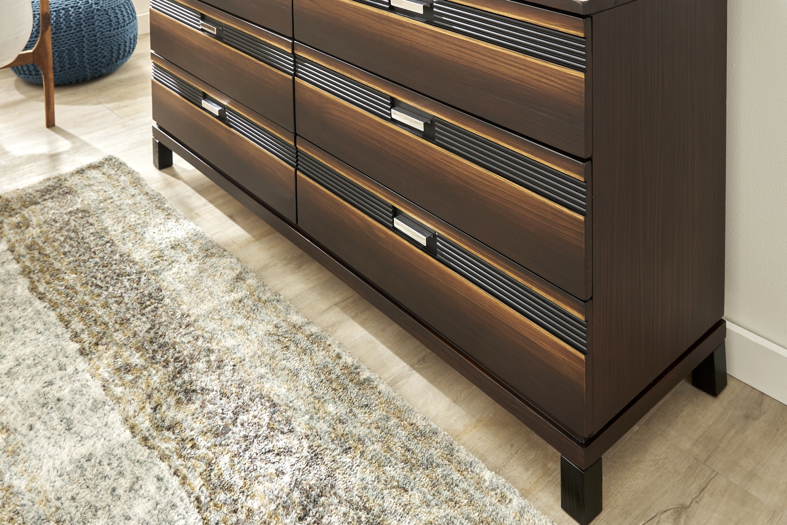 Gardenia Brown 5 Pc Queen Panel Bedroom - Thumbnail - Image 6