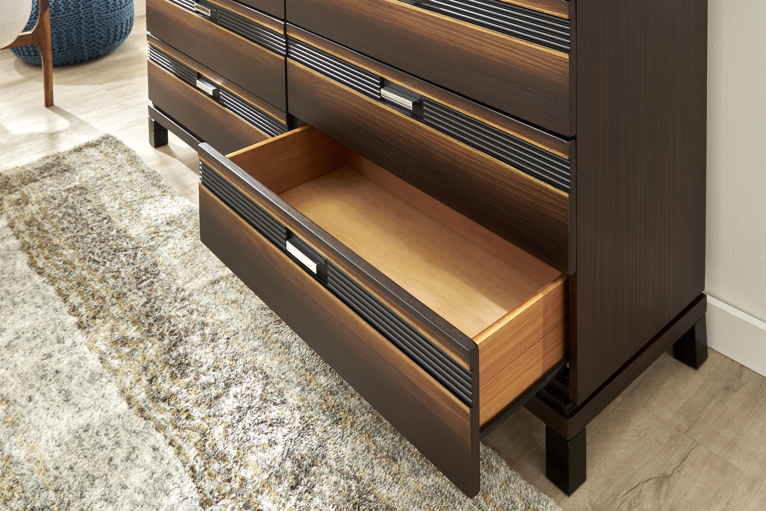 Gardenia Brown 5 Pc Queen Panel Bedroom - Thumbnail - Image 8