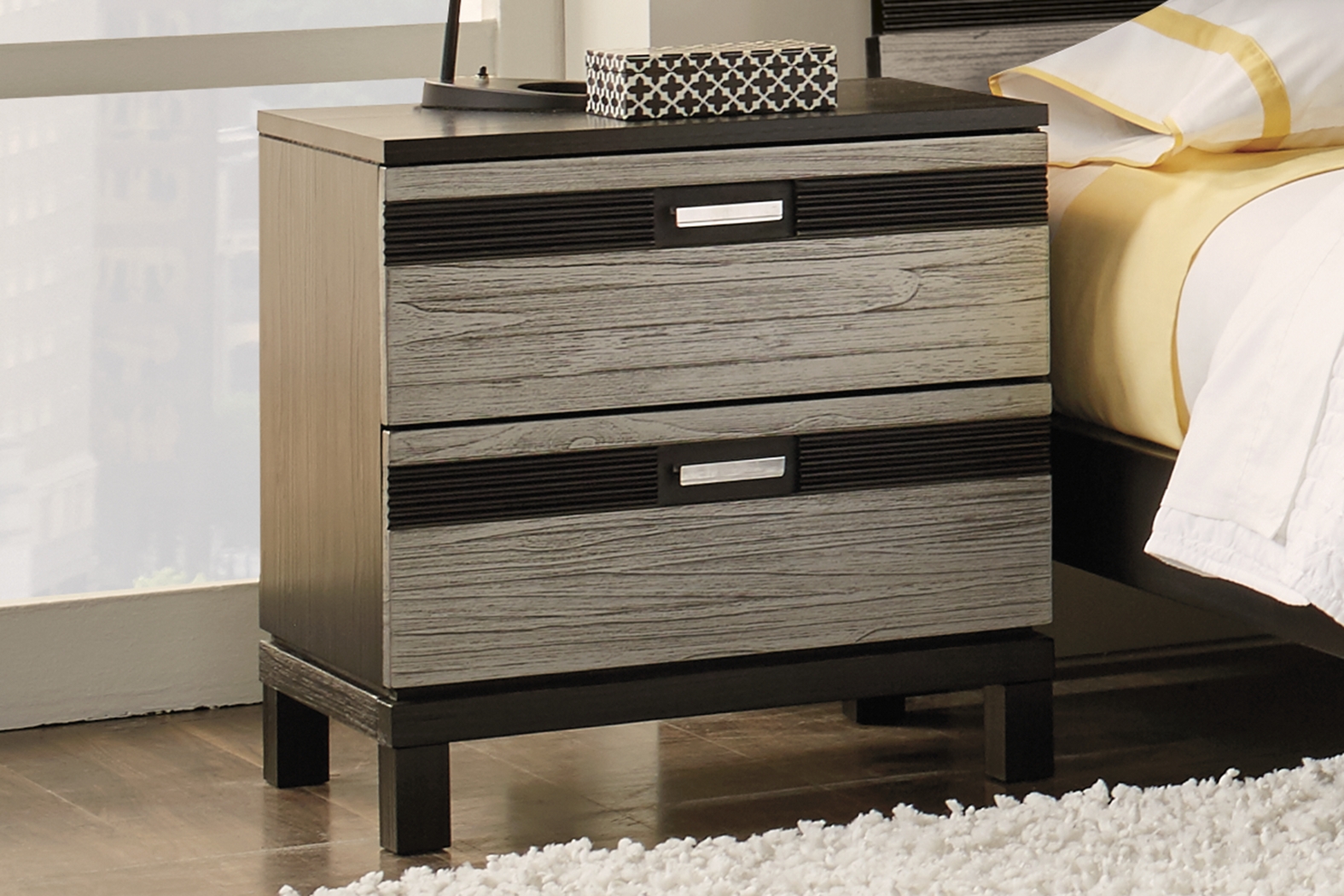 Gardenia Silver 7 Pc Queen Platform Bedroom - Thumbnail - Image 10