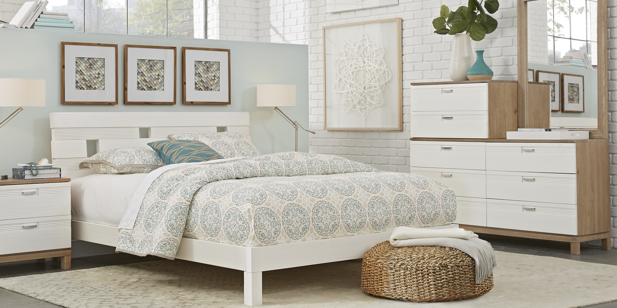 Gardenia White 7 Pc Queen Platform Bedroom - Thumbnail - Image 1