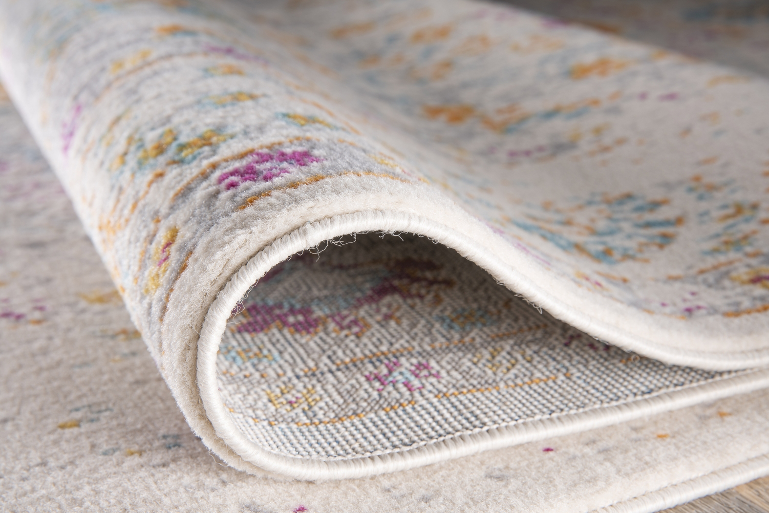 Garlon Cream 8' x 10' Rug - Thumbnail - Image 3