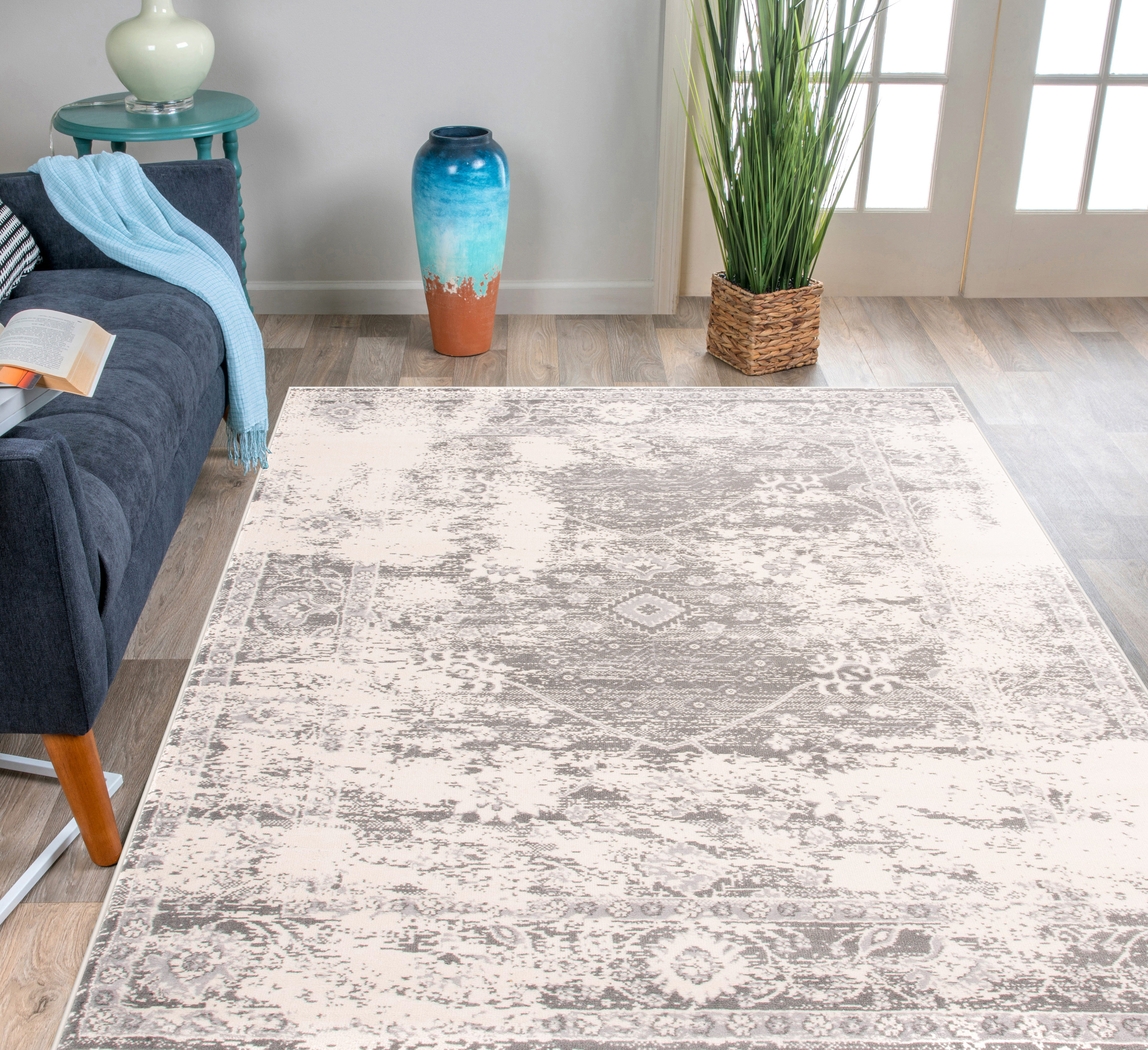 Garlon Gray 5' x 7' Rug - Thumbnail - Image 5