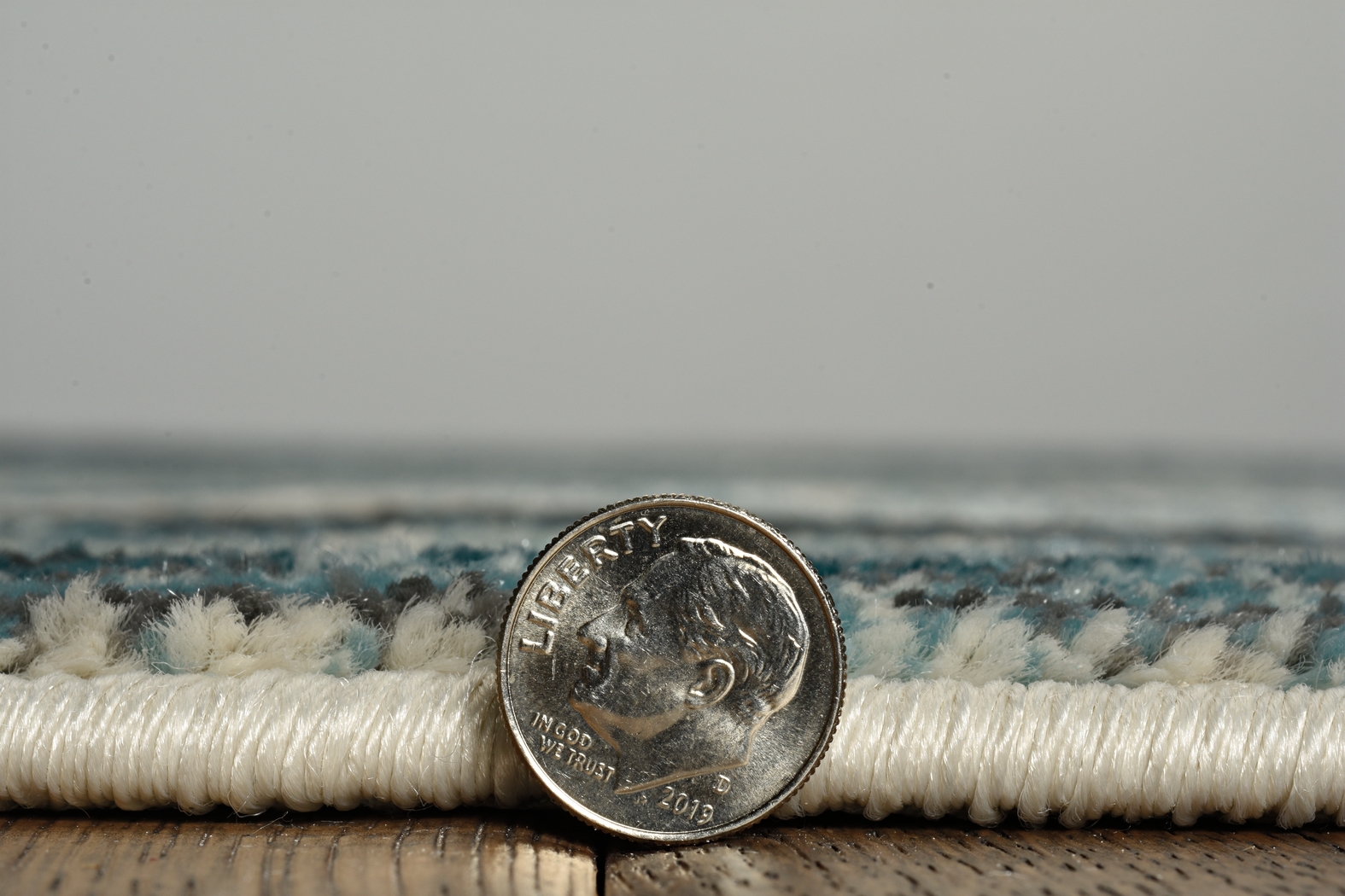 Gatimar Teal 6'7 x 9'6 Rug - Thumbnail - Image 4