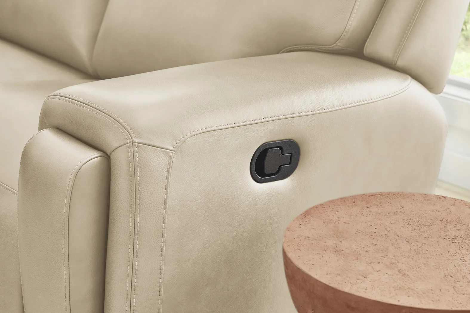 Genesis Beige Leather Non-Power Reclining Loveseat - Image 3