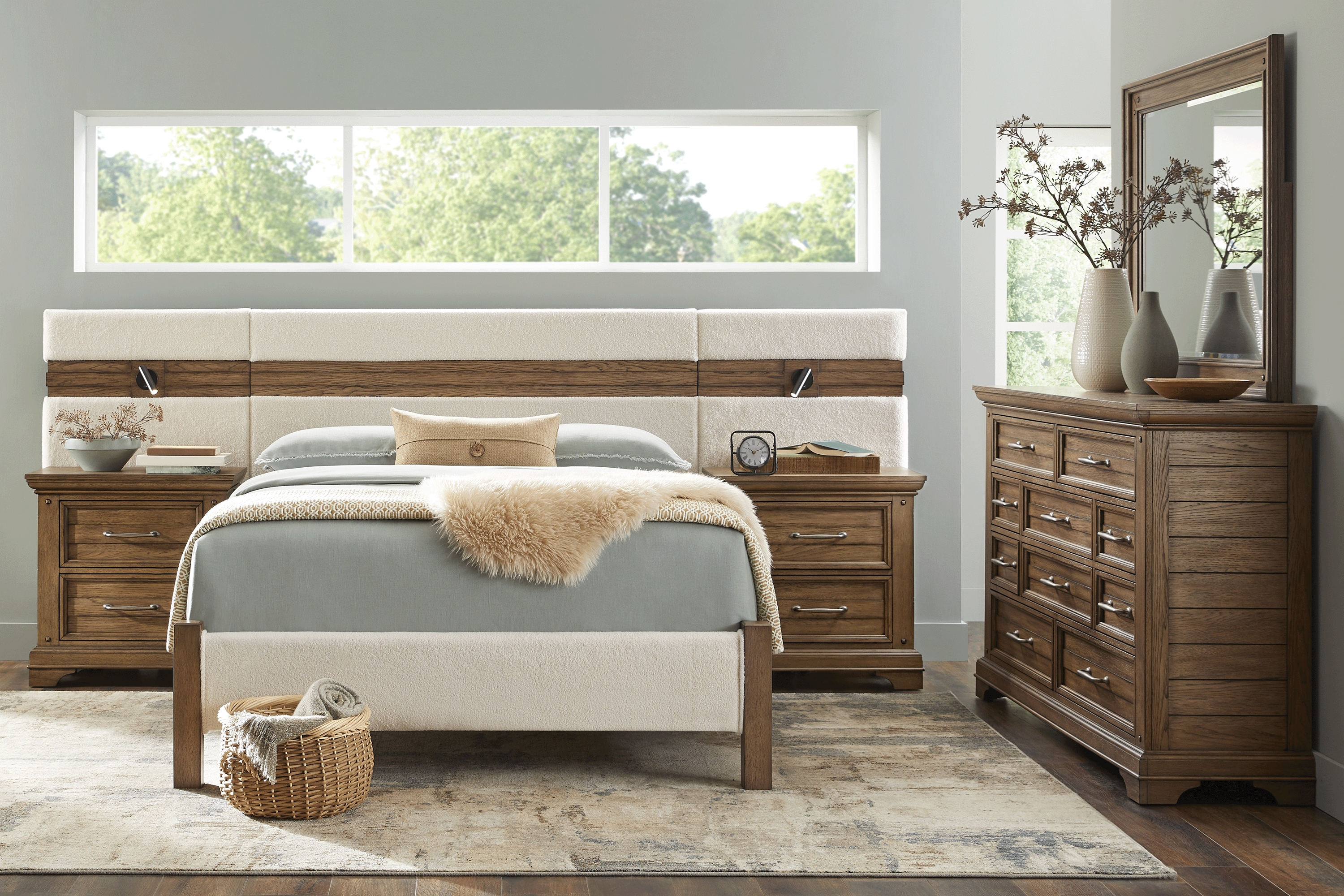 Gillon Ferry Beige 7 Pc Queen Upholstered Wall Bedroom - Thumbnail - Image 1