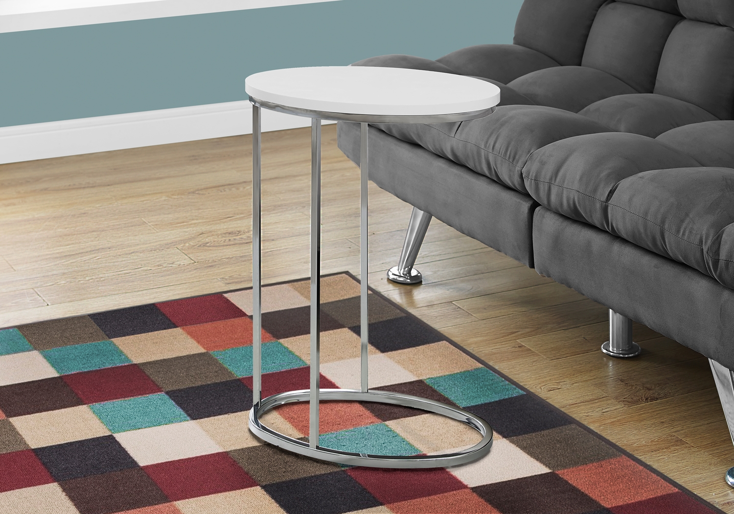 Gladeside White Accent Table - Thumbnail - Image 2