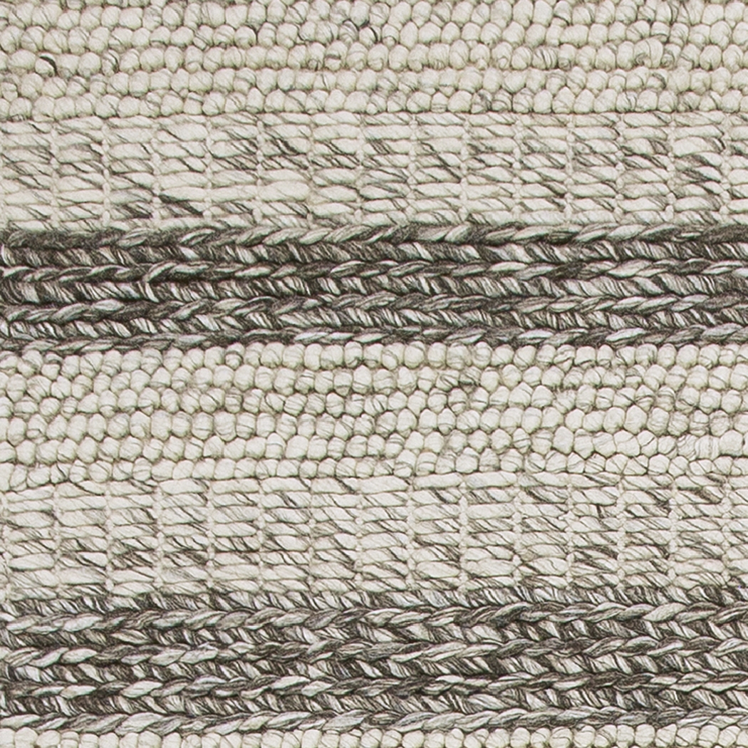 Glashburn Gray 5' x 7' Rug - Thumbnail - Image 4