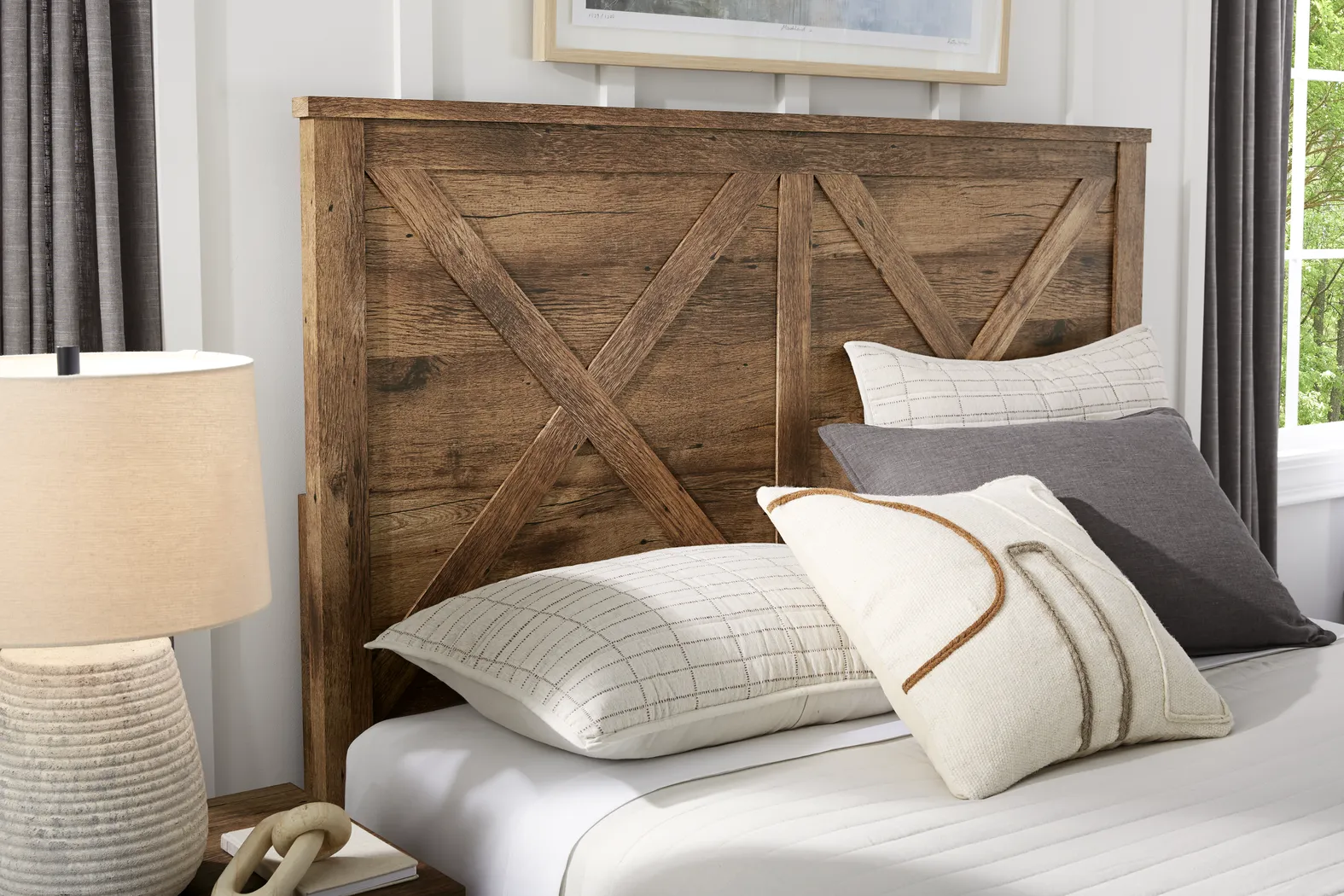 Glen Oaks Brown 5 Pc Queen Panel Bedroom - Thumbnail - Image 3