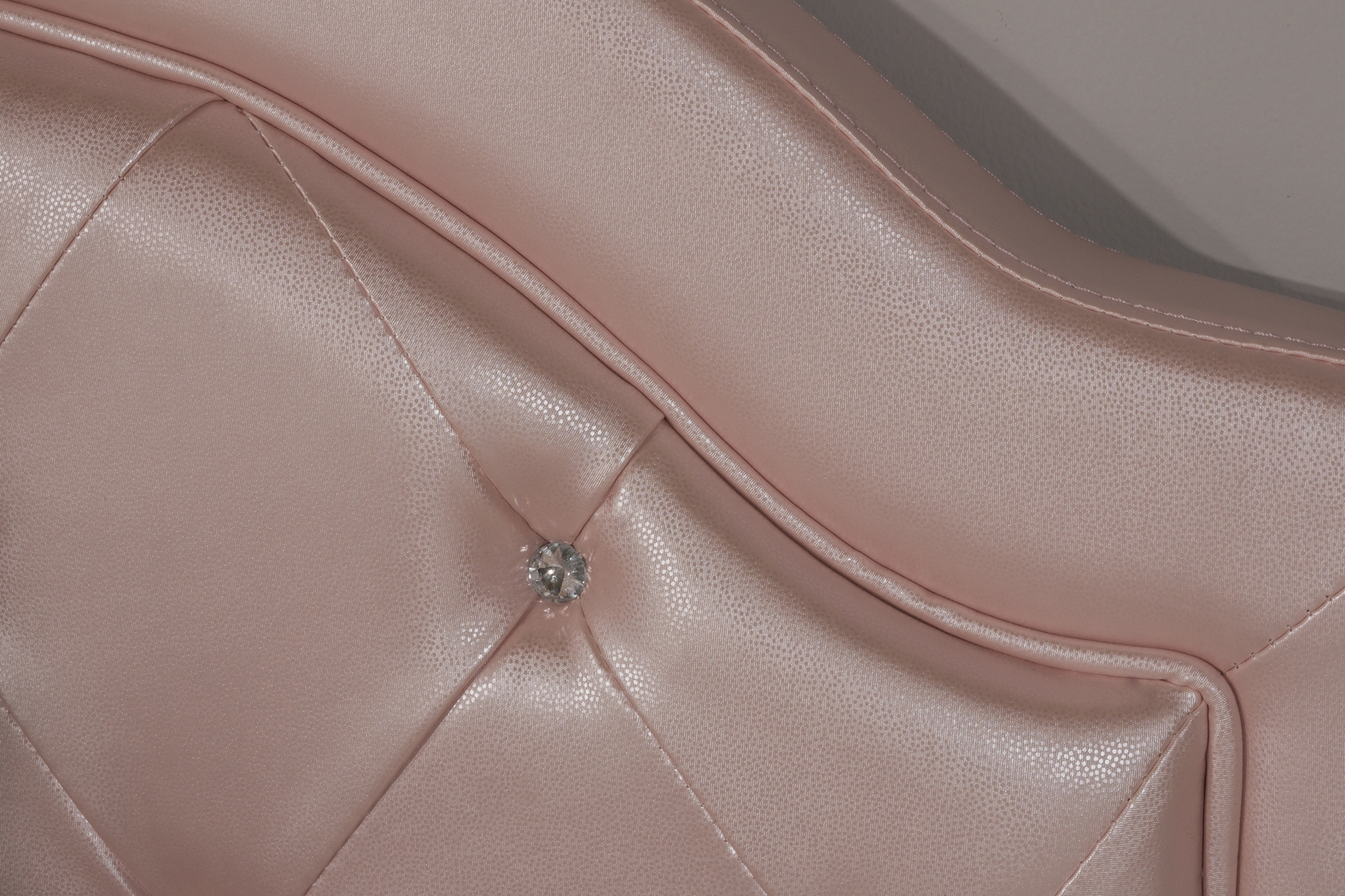 Glenarbor Pink Full Upholstered Headboard - Thumbnail - Image 3