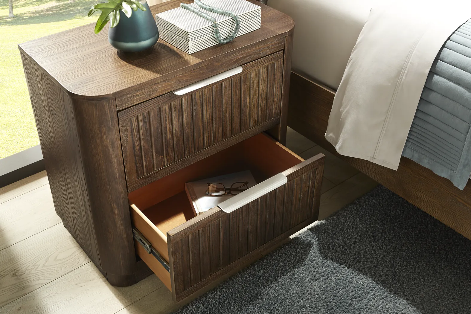 Glenfair Tobacco Nightstand - Thumbnail - Image 3