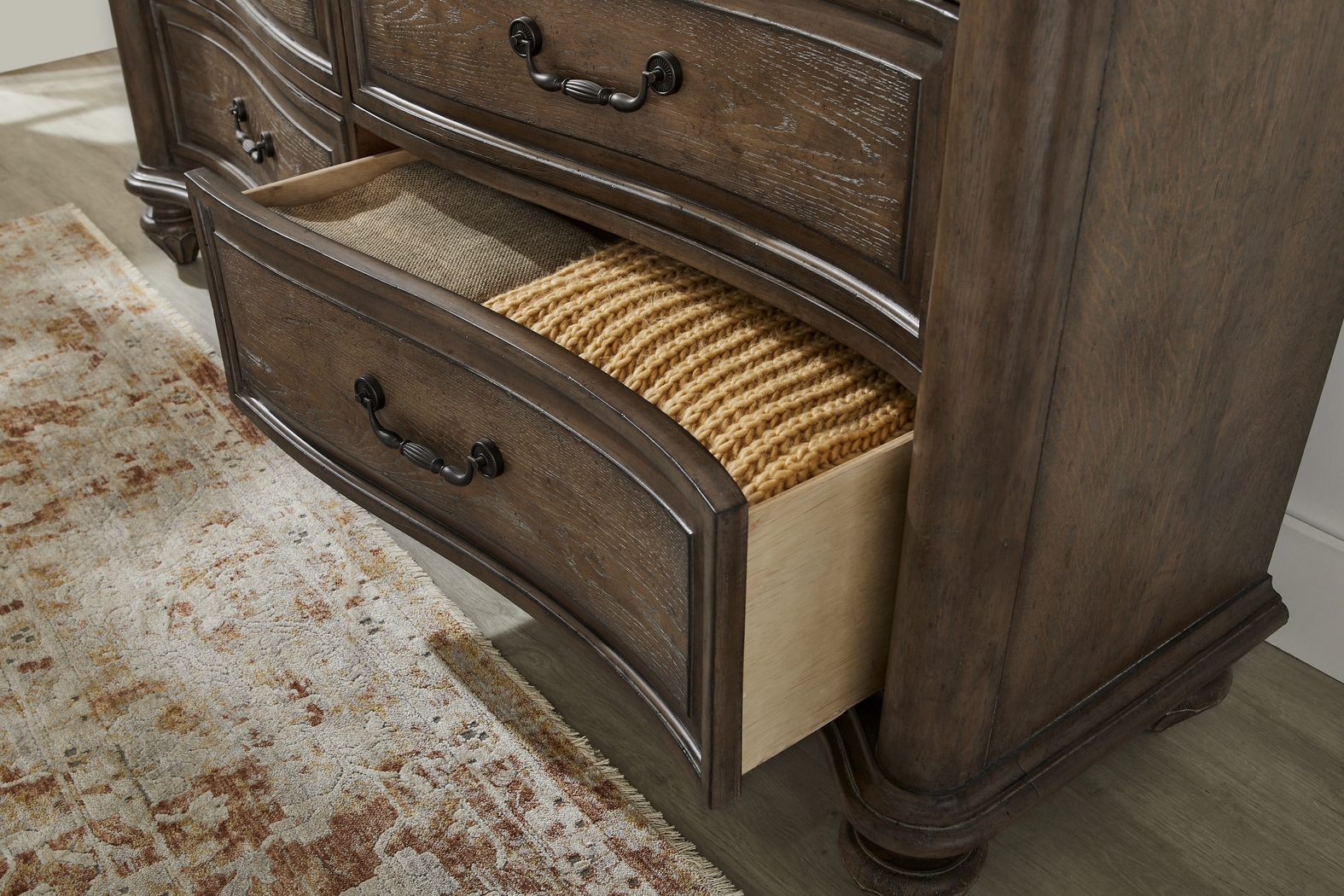 Glenira Lane Brown 8 Pc King Poster Bedroom - Thumbnail - Image 8