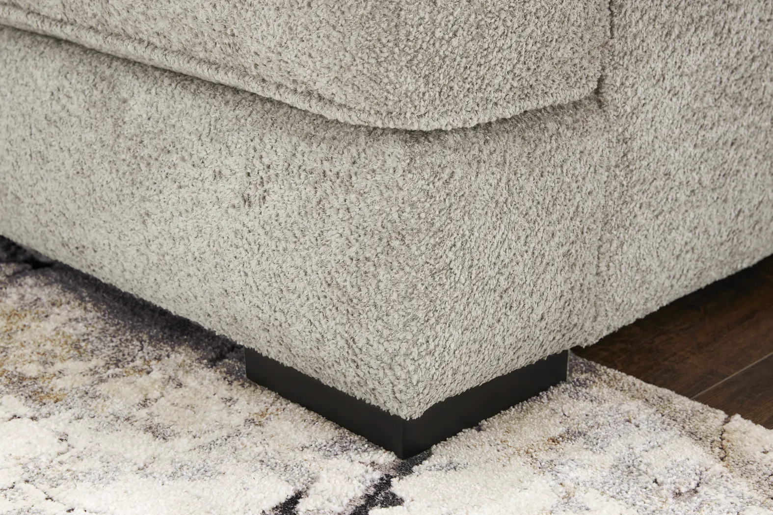 Goodwin Gray Loveseat - Thumbnail - Image 3