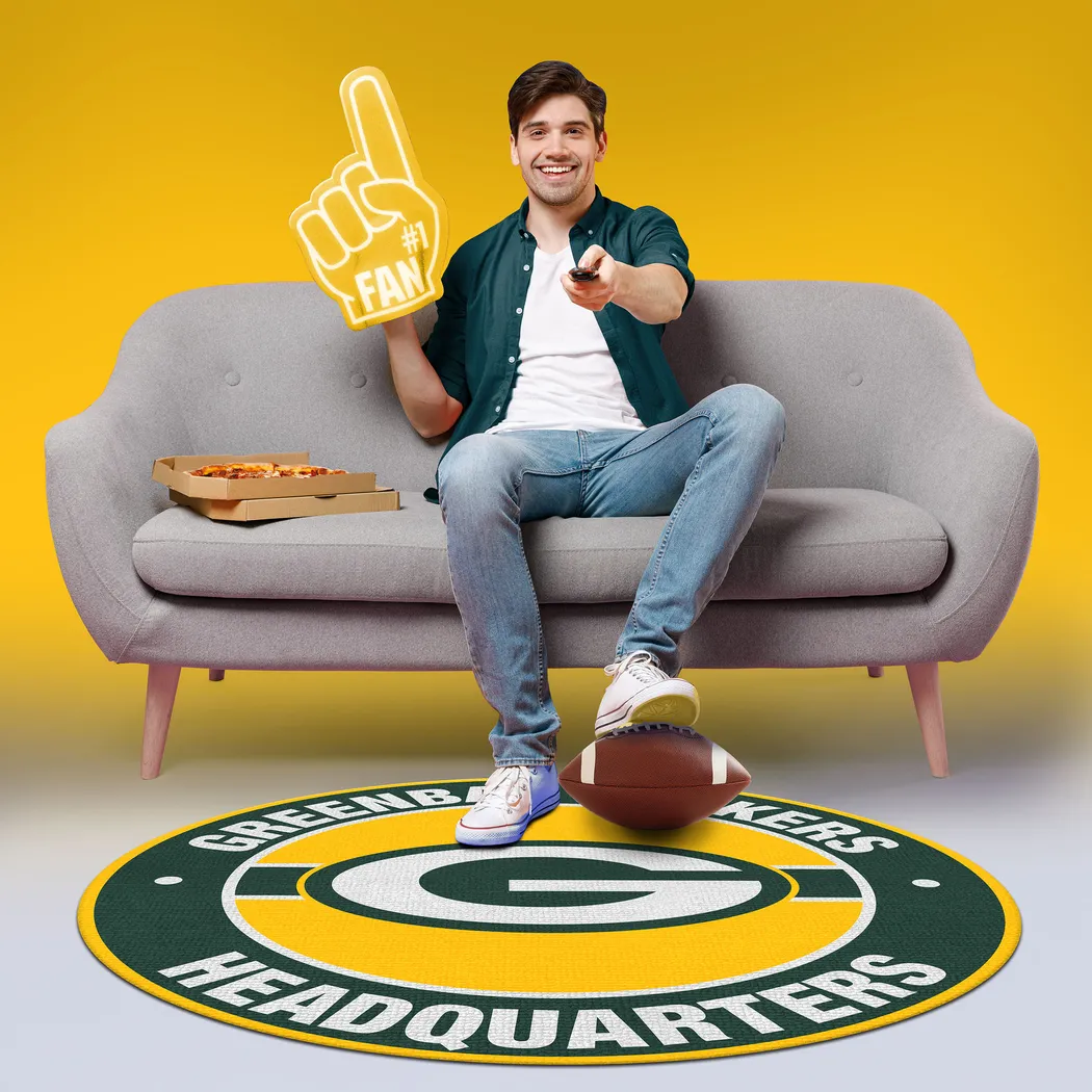 Green Bay Packers 5' Round Headquarters Rug - Thumbnail - Image 3