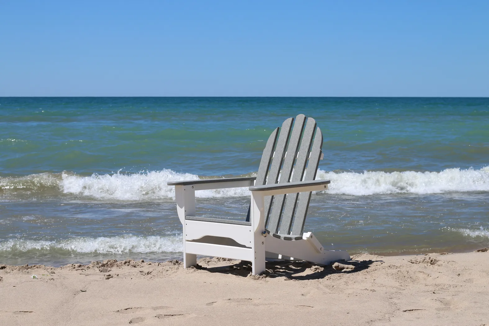 Greenport Natural White and Granite Outdoor Adirondack Chair - Thumbnail - Image 6