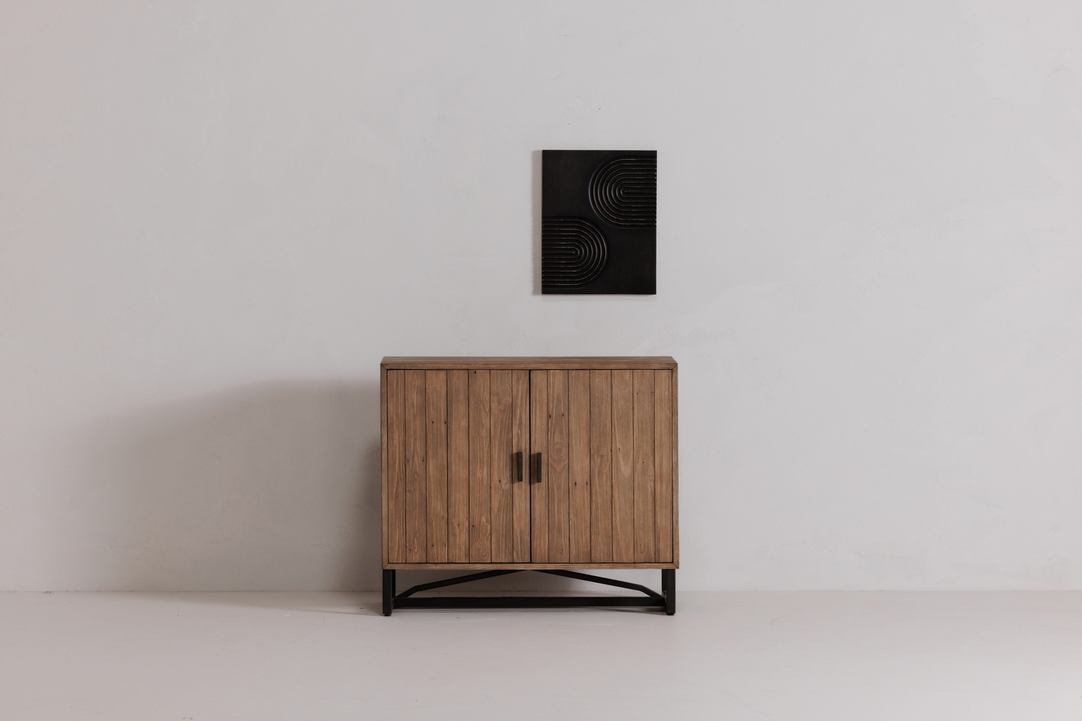 Greerland Brown Cabinet - Thumbnail - Image 7