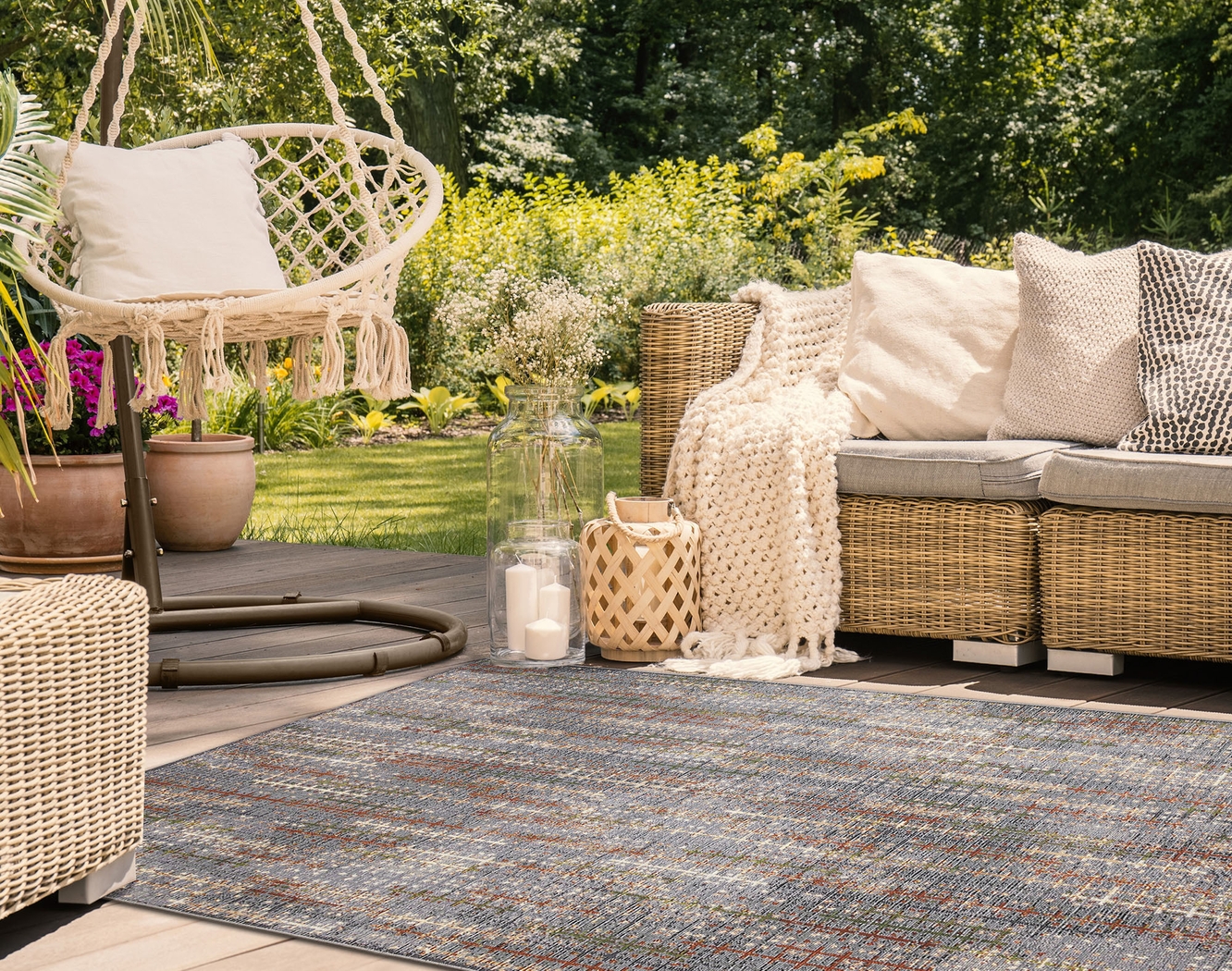 Greeta Charcoal 4'10 x 7'6 Indoor/Outdoor Rug - Thumbnail - Image 2